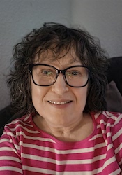 Joanna  | 57 Jahre